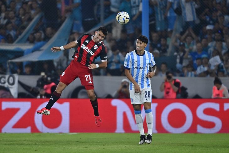 Racing se juega la clasificación en la última fecha.
