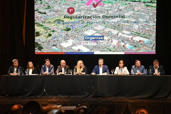 Acompañamiento legislativo en la Primera Jornada de Regularización Dominial