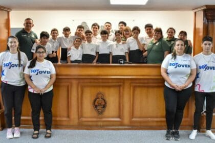 El Poder Legislativo recibió a estudiantes de Las Palmas y Quitilipi