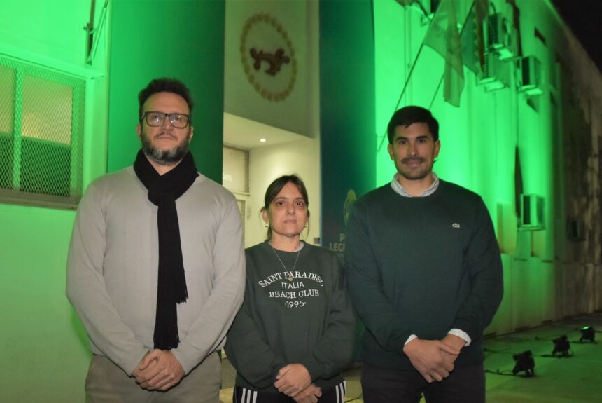 El Poder Legislativo chaqueño se iluminó de verde por la donación de órganos