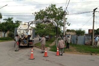 Castelli: Sameep realizó trabajos de saneamiento integral y limpieza cloacal