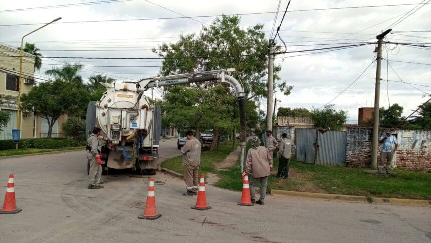 Castelli: Sameep realizó trabajos de saneamiento integral y limpieza cloacal