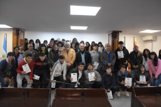 Alumnos de la EES Nº 95 “Felipe Gallardo” visitaron la Legislatura y se formaron sobre el rol de los diputados