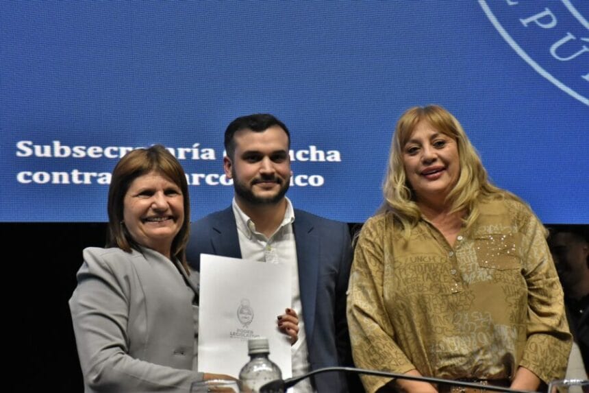 Diputados provinciales con la ministra de Seguridad Patricia Bullrich