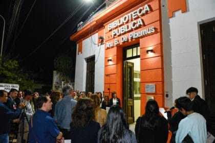 Sáenz Peña: El intendente Bruno Cipolini participó del acto por los 65 años de la biblioteca Pibernus
