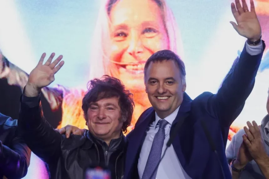 Adorni se impuso en las elecciones porteñas seguido de cerca por Santoro, y el PRO quedó en un lejano tercer lugar