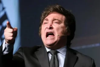 Partidos políticos firman una declaración en defensa de la libertad de prensa ante los ataques de Milei