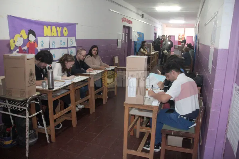 Apatía de domingo por la mañana: sólo votó el 20% del padrón de la provincia