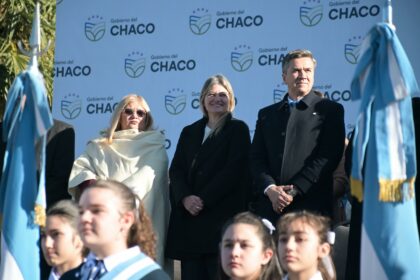 Delgado resaltó la Jura de Lealtad a la Bandera para el fortalecimiento de la democracia y de las instituciones