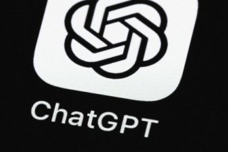 Guerra por el talento en IA: Meta lanzó ofertas millonarias a personal de OpenAI