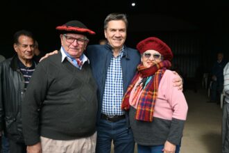 Este Sábado: Se Entregó Una Nueva Maquinaria Para El Consorcio Caminero N°65 «tacuarí Este» De Puerto Vilelas