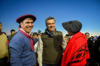 Reafirmando El Compromiso Con El Campo: El Gobernador Zdero Acompañó El Ii Festival Del Peón Rural En La Verde