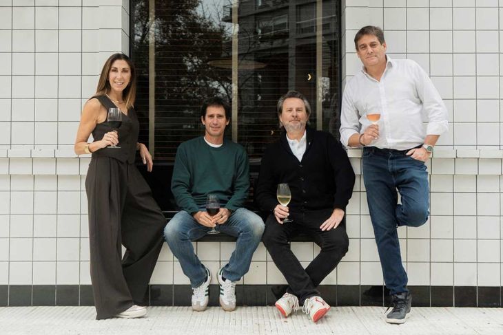 Una startup local aplica la tecnología para estimular el consumo de vino por copa en bares y vinotecas porteñas