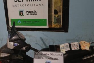 RESISTENCIA: Dos Jóvenes Fueron Detenidos Con Un Celular Y Dinero Sustraídos