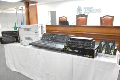 El Poder Legislativo moderniza el sistema de sonido del Recinto con equipamiento profesional propio