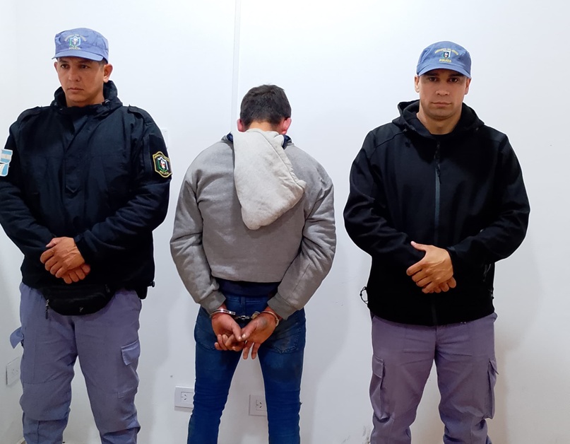 RESISTENCIA:    Detenido Con Pedido De Captura