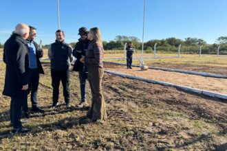 Avanza El Complejo Recreativo Y Deportivo Municipal De Laguna Blanca