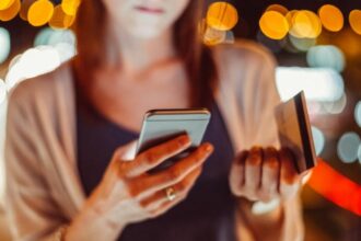 “Banca invisible”: cómo se transforman las finanzas digitales mediante el uso de la inteligencia artificial