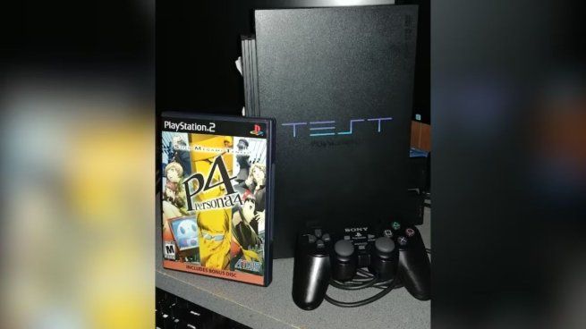 Compró una PlayStation por u$s2 pensando que era falsa y se llevó una sorpresa