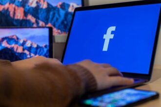 Facebook: la nueva función de Meta AI con la que podrás crear collages de tus fotos