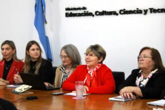 La Ministra Naidenoff Anunció La Puesta En Marcha Del Programa Escuelas Alfa En Red
