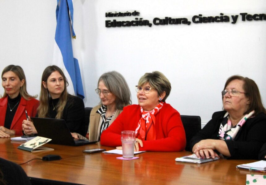 La Ministra Naidenoff Anunció La Puesta En Marcha Del Programa Escuelas Alfa En Red