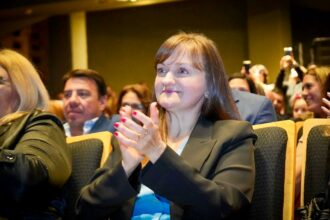 La Vicegobernadora Schneider Acompañó La Entrega De Diplomas A Los Nuevos Legisladores Provinciales