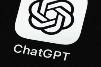 OpenAI presentó un agente de IA para ChatGPT que realiza tareas complejas y se conecta a aplicaciones