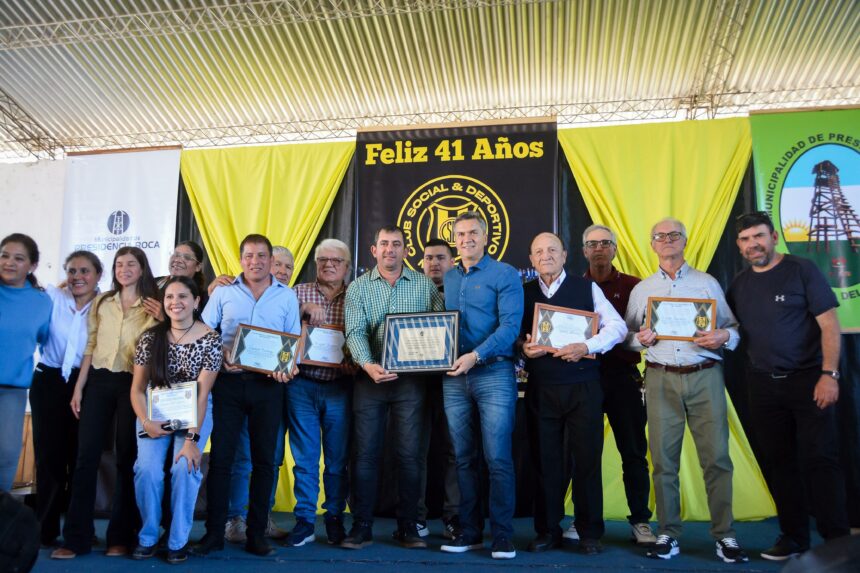 Presidencia Roca: El Gobernador Zdero Acompañó El 41° Aniversario Del Club Social Y Deportivo Municipal
