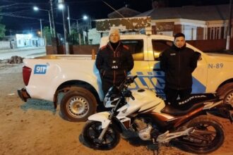 RESISTENCIA: Intentaban Vender Una Moto Robada Y Logran Recuperarla Tras Investigación Policial