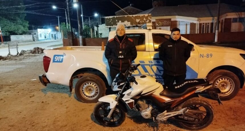 RESISTENCIA: Intentaban Vender Una Moto Robada Y Logran Recuperarla Tras Investigación Policial