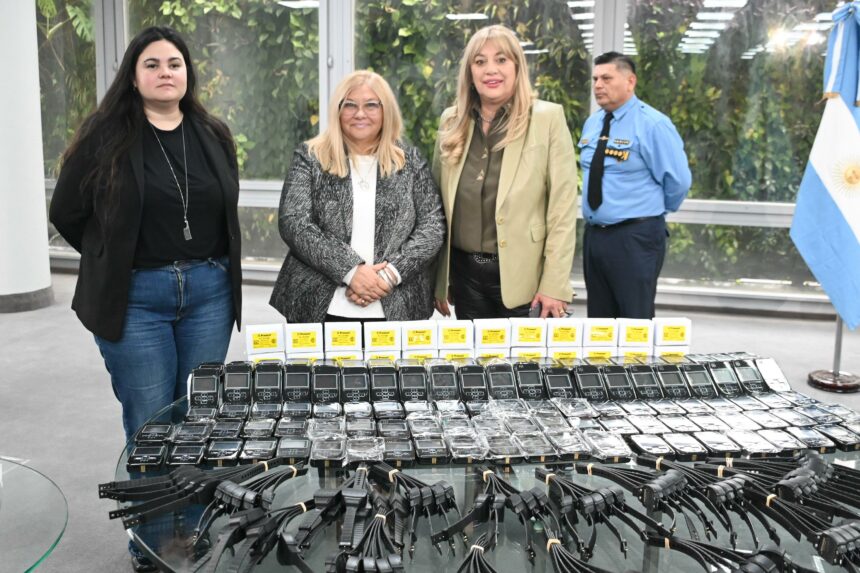 El Poder Legislativo acompañó la incorporación de 100 dispositivos duales para casos de violencia de género