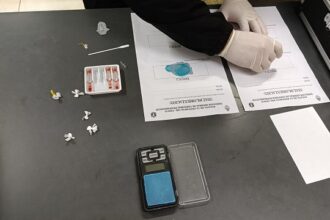 CHACO: Arremetió Contra Los Agentes, Pero Fue Detenido: Tenía Un Cuchillo Y Estupefacientes