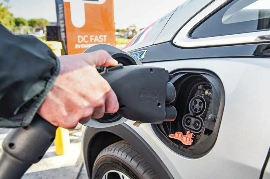 Entrarán al país 50 mil autos eléctricos: cuánto costarán y qué marcas habrá en el mercado
