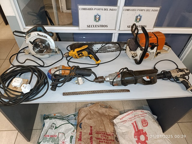 PAMPA DEL INDIO: Recuperaron Herramientas Robadas Cerca Del Polideportivo