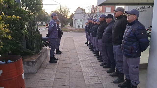 RESISTENCIA: Once Detenidos Más Fueron Trasladados Al Complejo Penitenciario N 1 De Resistencia Para Cumplir Sus Condenas