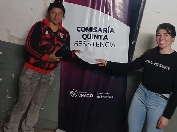 RESISTENCIA: Un Celular Vuelve A Las Manos De Su Propietaria