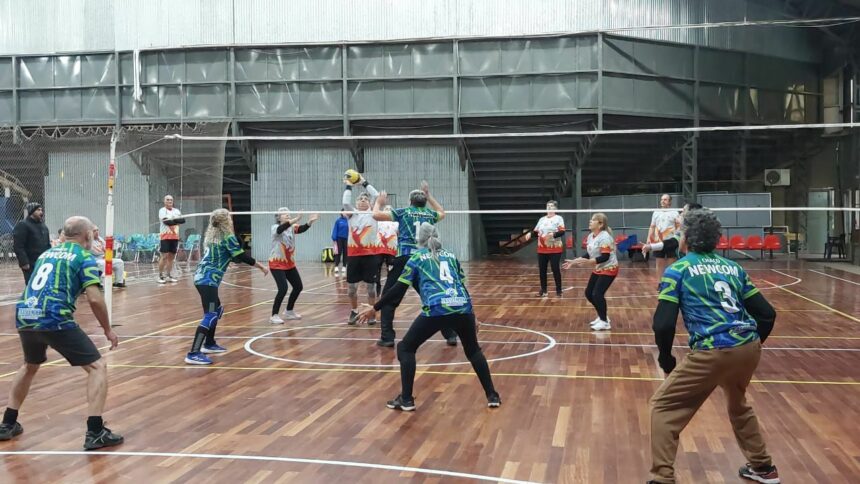 Chaco Juega: Adultos Mayores Participan En La Disciplina Newcom