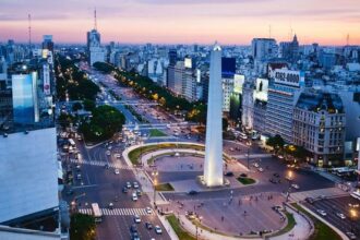Cómo se vería el Obelisco si estuviera hecho de tela, según la Inteligencia Artificial
