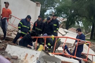 RESISTENCIA: Derrumbe En Una Obra: Tres Obreros Heridos Y Un Amplio Operativo De Rescate