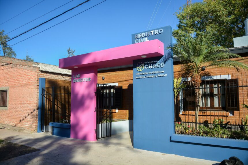 En El 80° Aniversario De Las Garcitas, El Gobernador Zdero Inauguró Las Refacciones Integrales Del Registro Civil