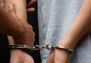 CHACO: Agredió Y Amenazó A Su Pareja Quemarla Viva