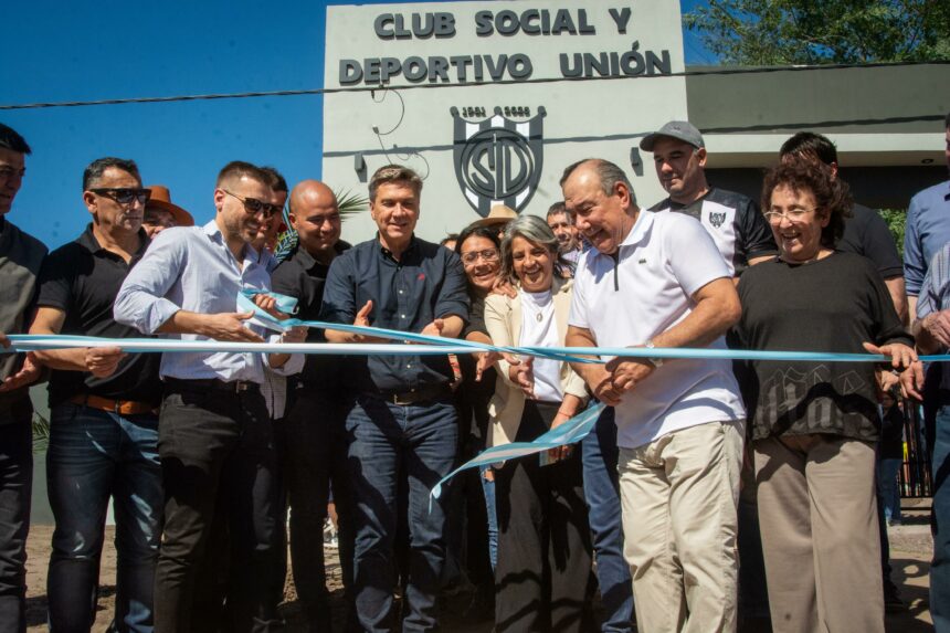Impulso Al Deporte: En Colonia Elisa, El Gobernador Habilitó Las Refacciones En El Club Social Y Deportivo Unión