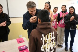 Llegó Hoy A Taco Pozo “ver Para Ser Libres”: Ya Son 3.000 Los Niños Chaqueños Que Accedieron A Sus Lentes Gratuitos