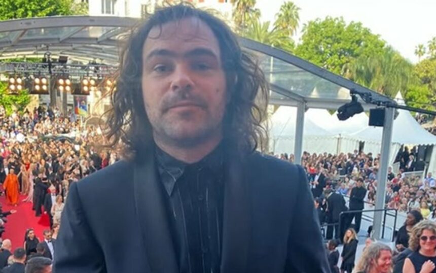 Los requisitos para salir con Peter Lanzani