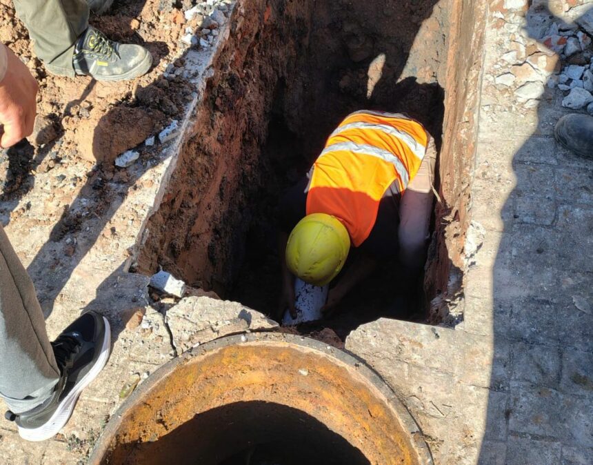 Macrocentro De Resistencia: Sameep Reemplazó Cañería Obsoleta Para Mejorar El Servicio