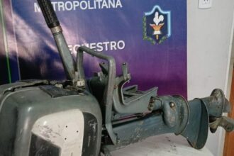 RESISTENCIA:   Recuperaron Un Motor De Lancha Cerca De La Bomba De APA