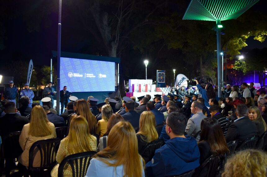 Plan Estratégico De Seguridad: El Gobernador Zdero Presentó El Programa De Prevención Metropolitana Y Entregó 32 Vehículos