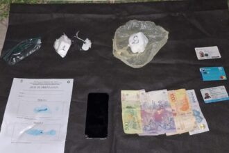 RESISTENCIA: Atrapados Vendiendo Cocaína: Una Tenía Prisión Domiciliaria Y Otro Con Tobillera