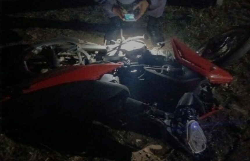 SÁENZ PEÑA: Policías Corrieron A Wileros, Pero Dos Cayeron de la Moto.